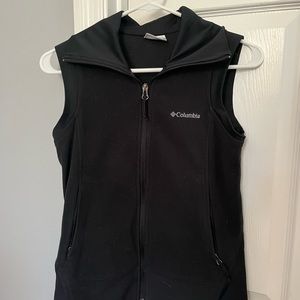 Women’s Columbia fleece vest